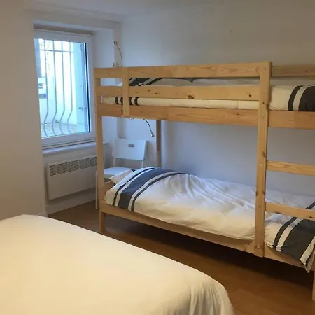 Apartamento Ideal-à 1 Mn Plage/sillon -jardin Privé- 1/6 Pers *